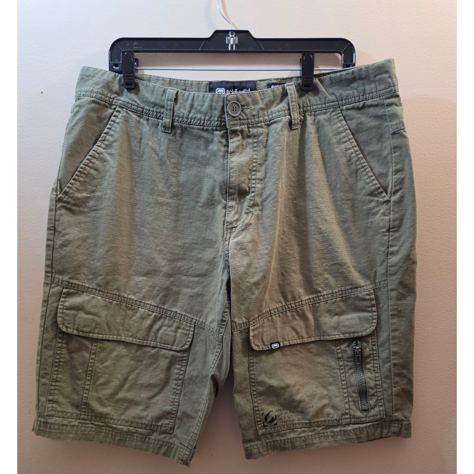 Ecko Unltd Mens Cargo Shorts Size 34 Olive Green Ripstop Cotton Utility